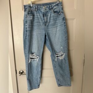 American Eagle Distressed Stretch Straight Blue Jeans